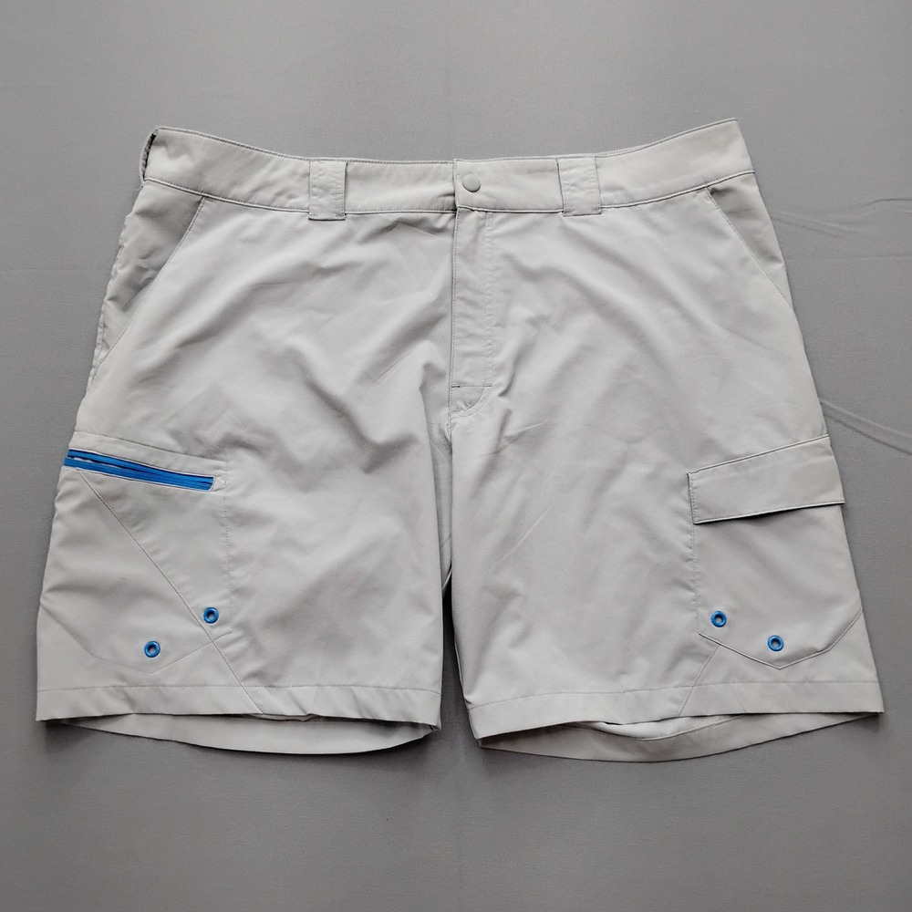 World Wide Sportsman Mens Gray Fishing Cargo Shorts Size 44 Quick Dry Technical